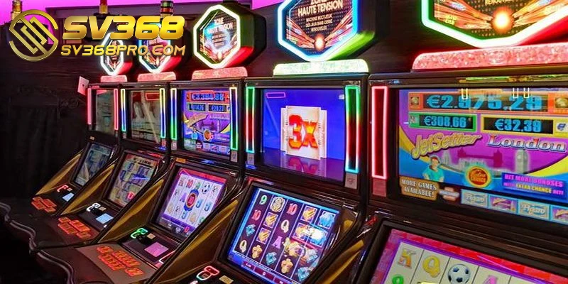 Hội viên theo dõi xem có thắng cược không và nhận tiền thưởng games slot